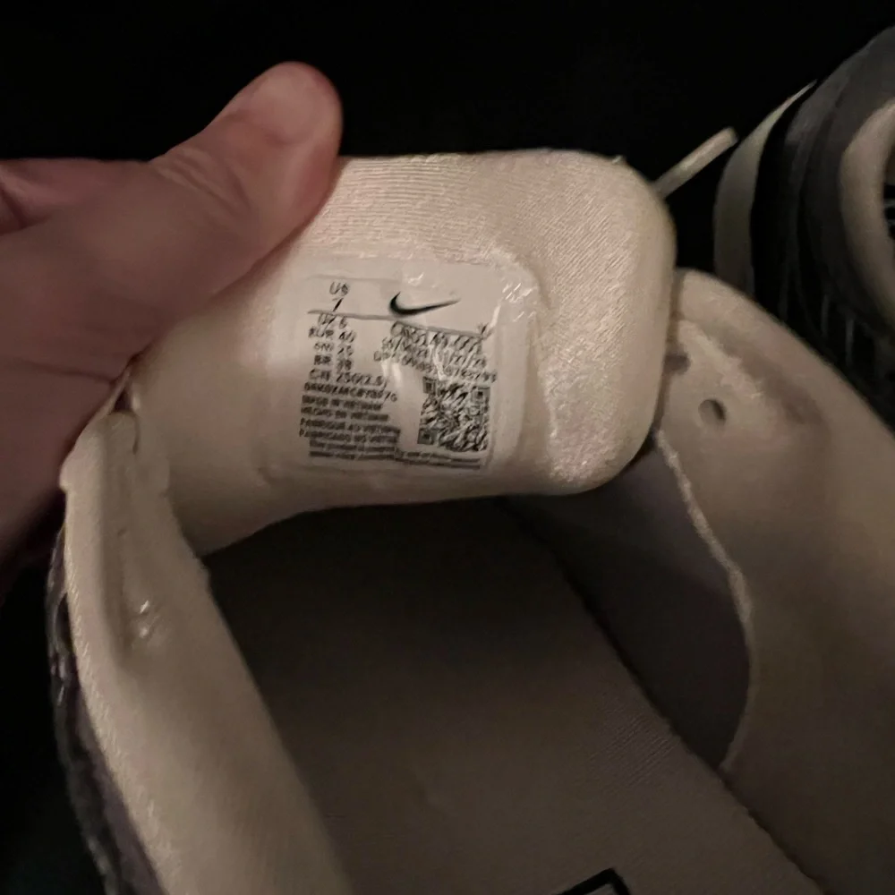 Nike P-6000 Silver Women’s - Picture 5 of 7
